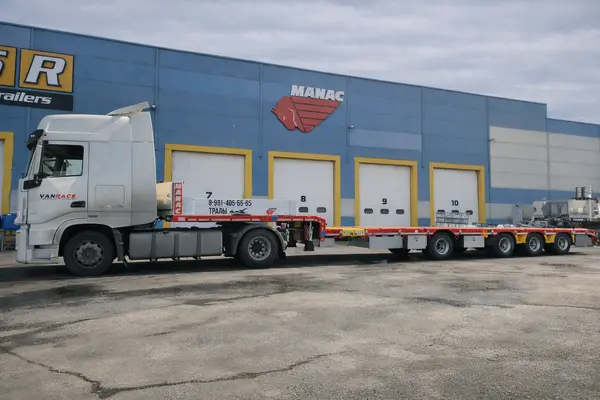 Перевозка негабаритных и тяжеловесных грузов из Челябинска